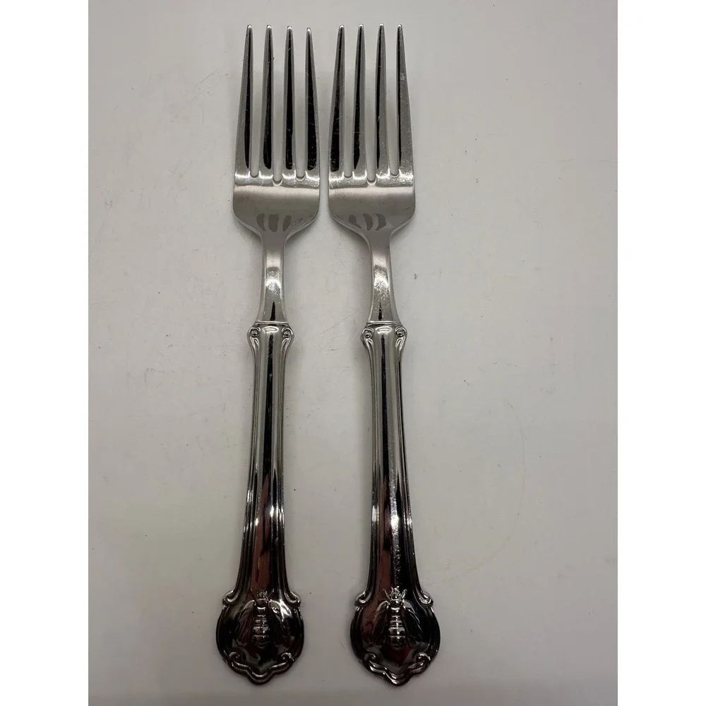 Wallace Napoleon Bee 18/10 Stainless 2 Salad Forks 7 1/2